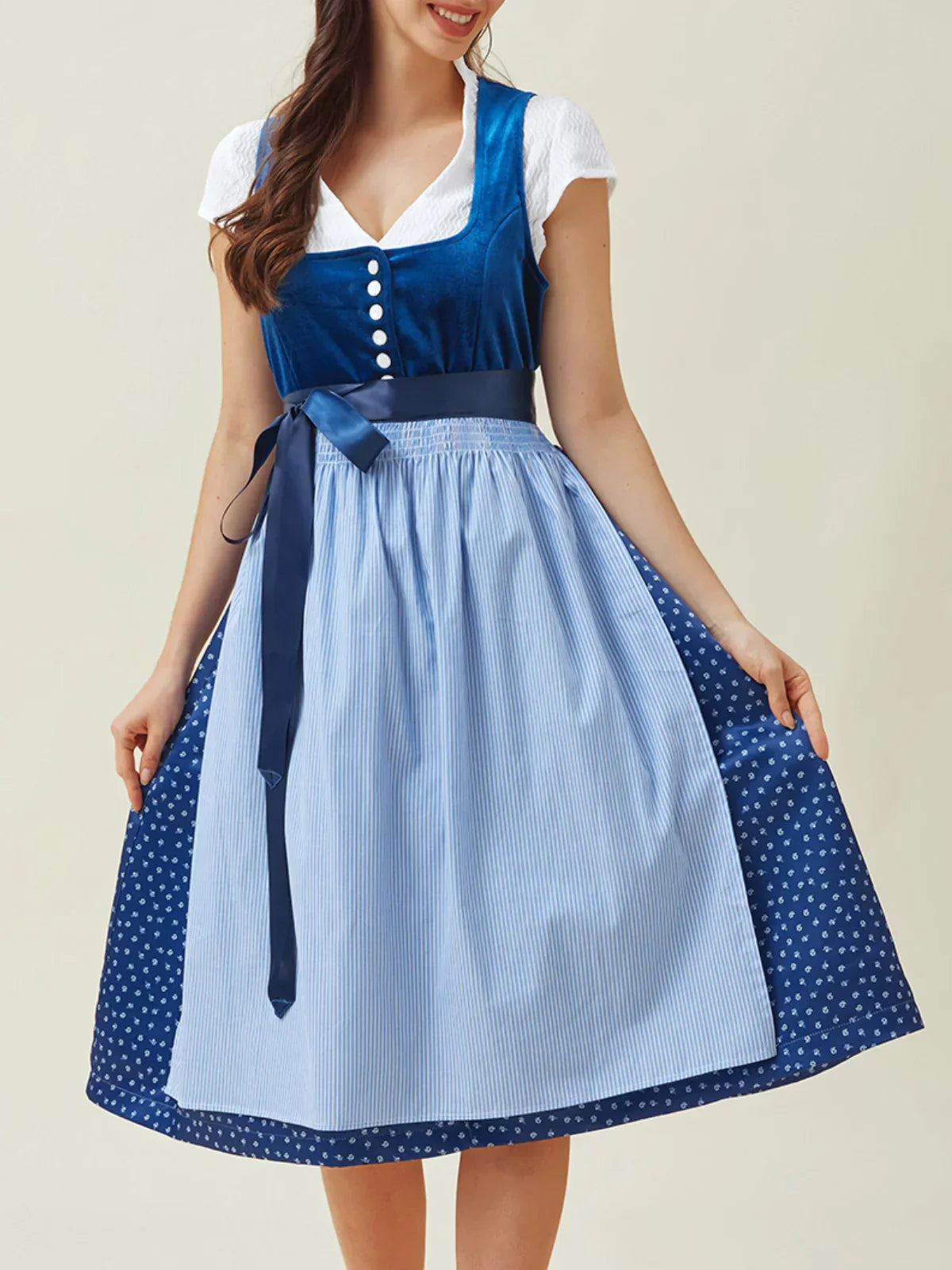 Loretta | Elegante Damen-Tracht