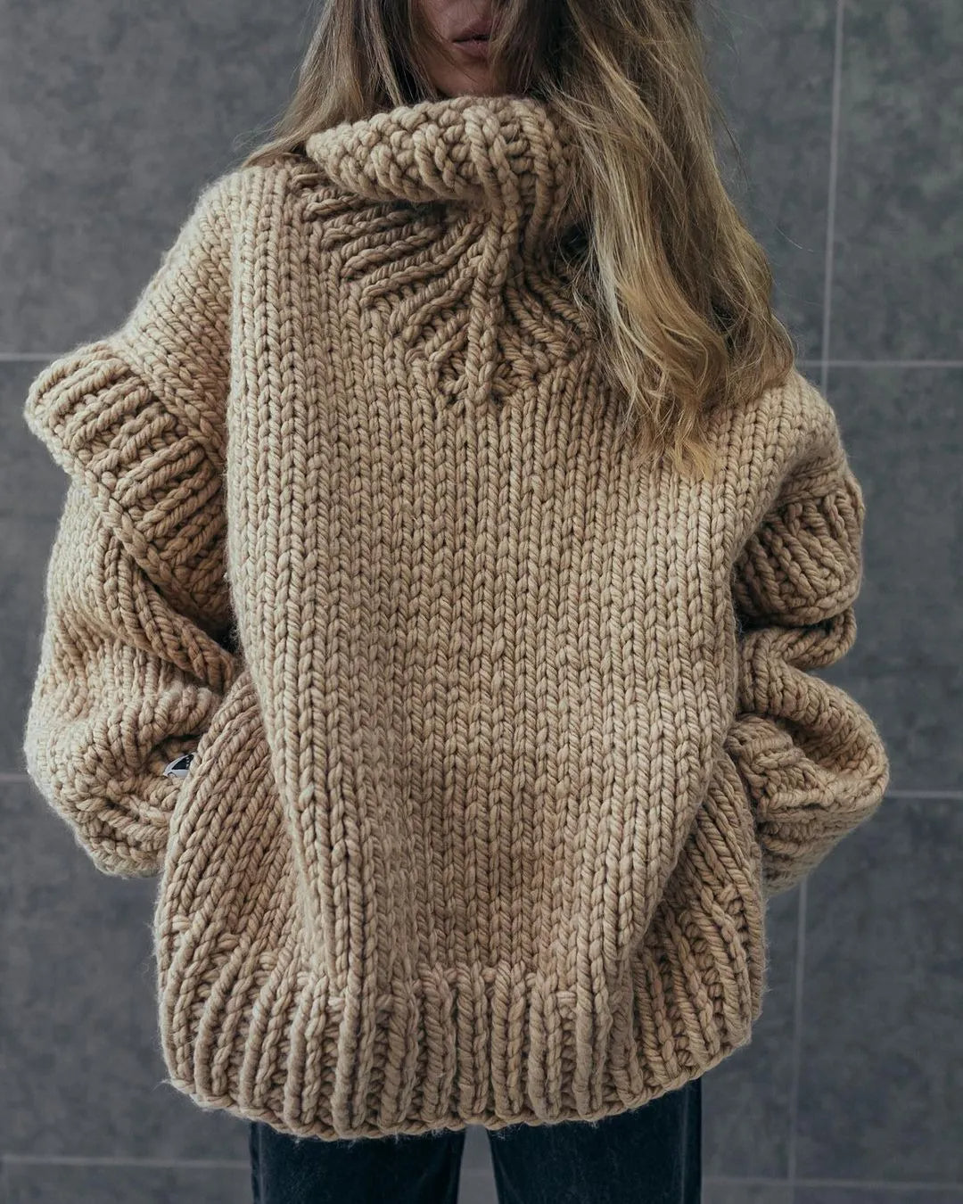 Lyra – Oversized Rollkragenpullover