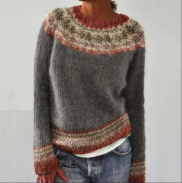 Freya – Islandischer Strickpullover mit Tribal-Blumen