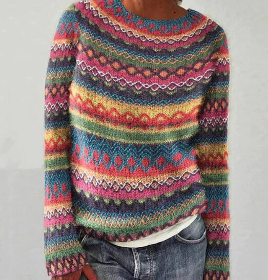 Freya – Islandischer Strickpullover mit Tribal-Blumen